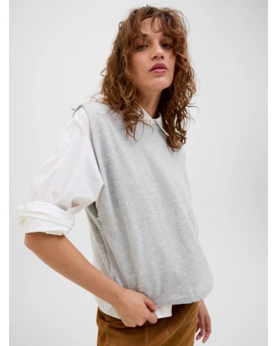 JXVICKY RLX SLEEVELESS CREW SWT