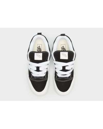 Knu Skool black white