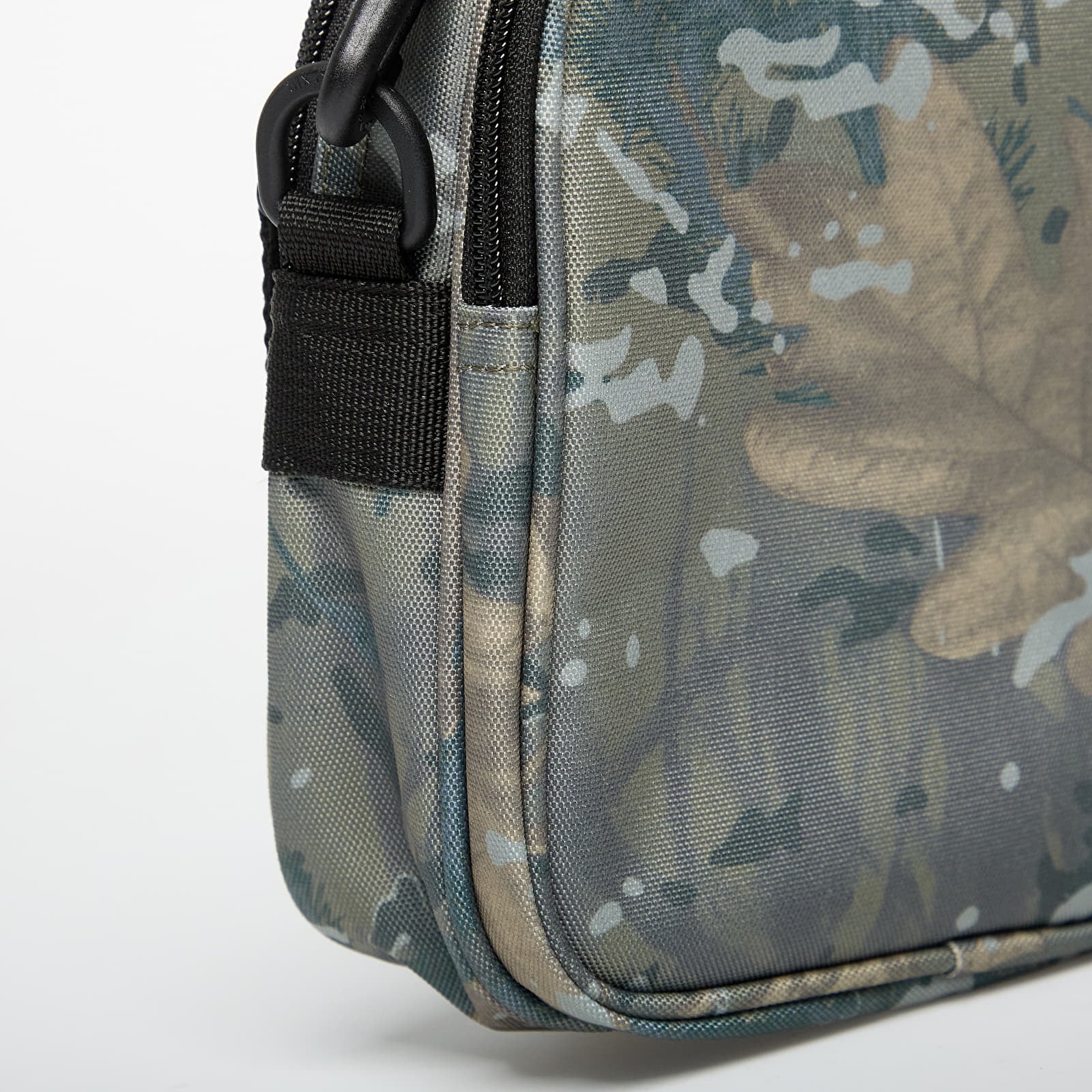 Saccoche Carhartt Essentials Bag, Small camo combi green
