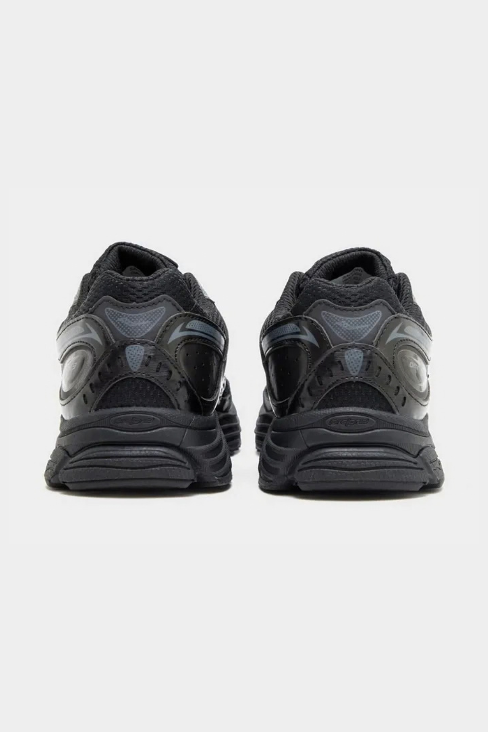 Sneakers Saucony Omni 9 KDZ - Black/GunMetal Femme/Enfant