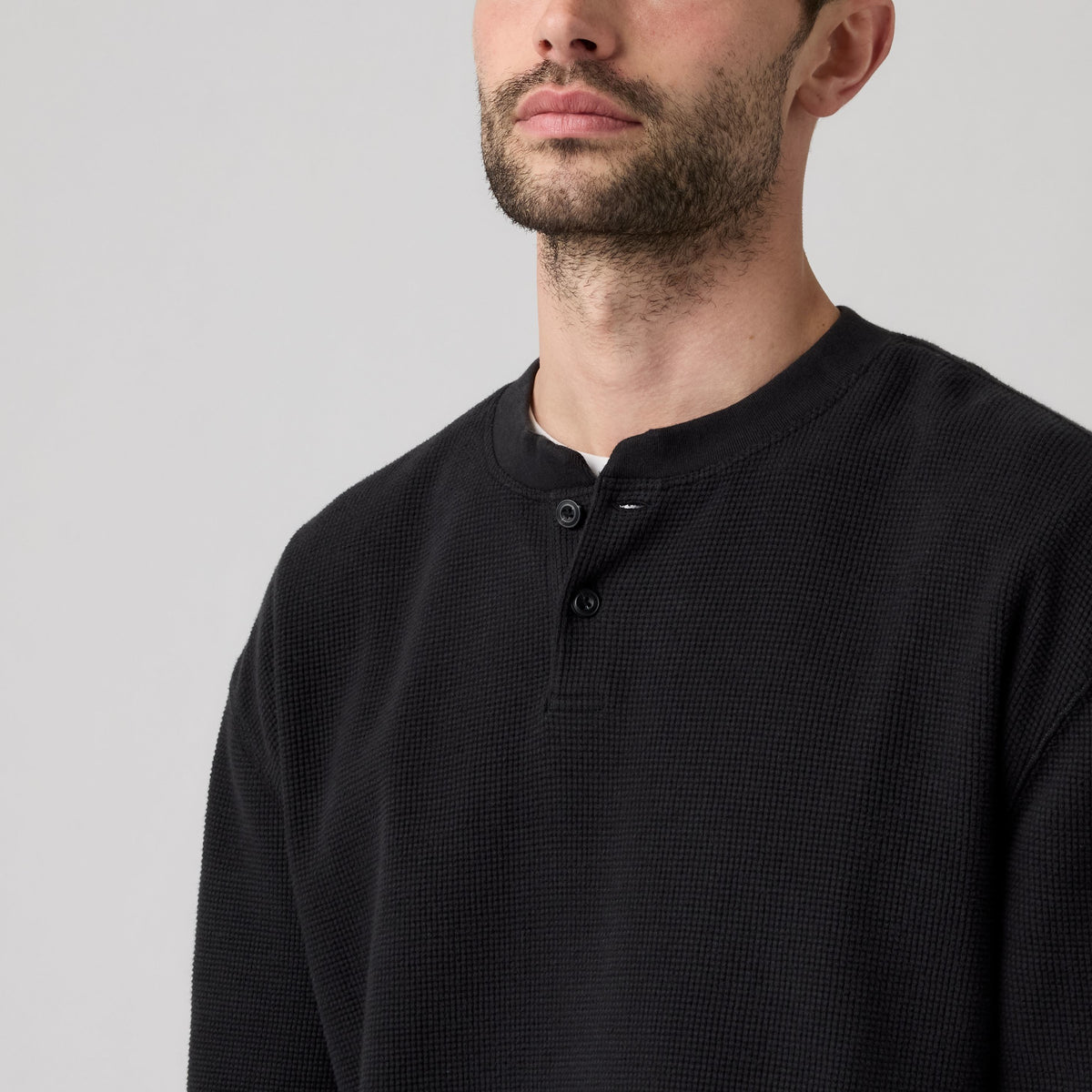 T-shirt manches longues Levi’s® Relaxed Button Henley Mineral Black