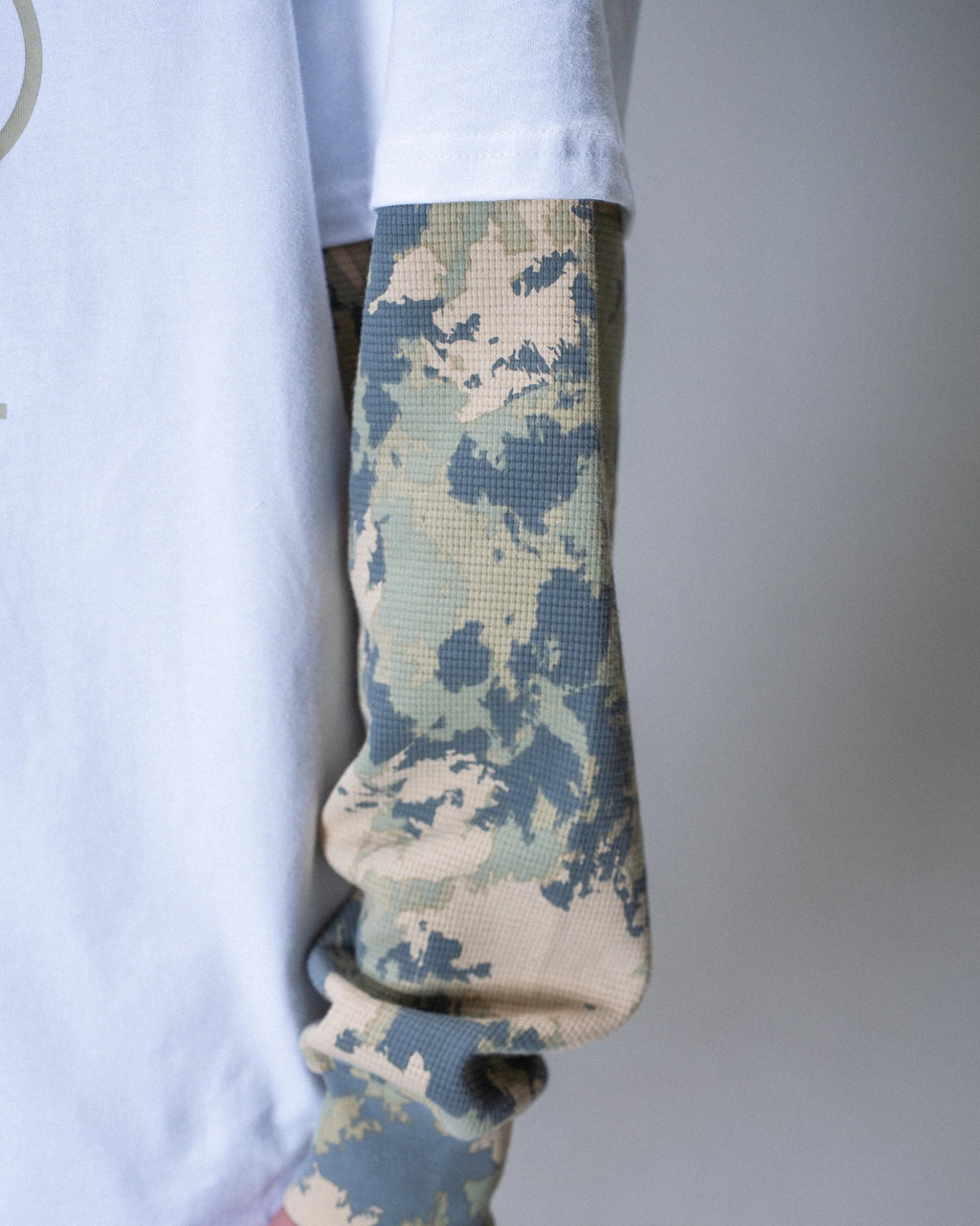 College Long Sleeves Camo