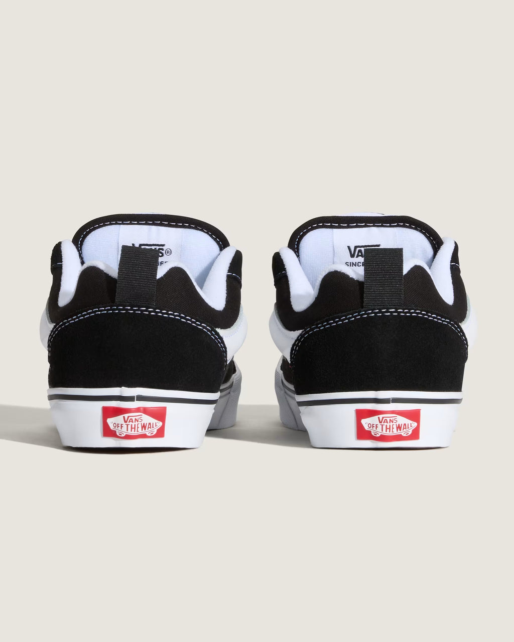 Knu Skool Black/True Whit